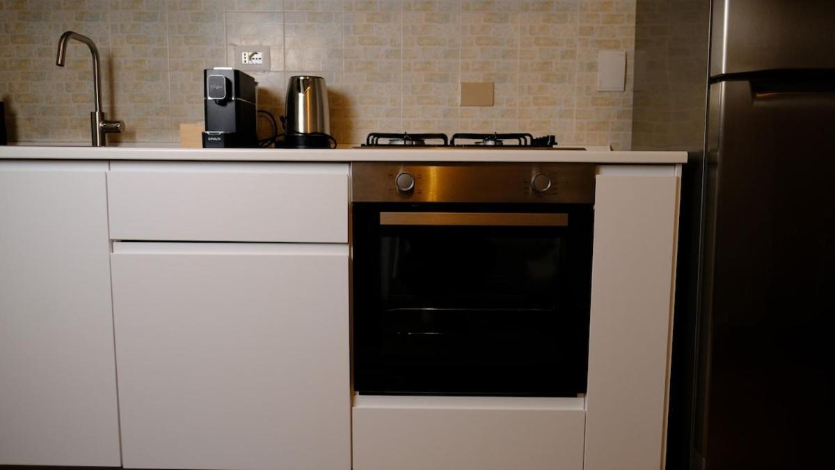 Apartment La Nuova Casa Di Zia - Near Metro A Ponte Lungo *