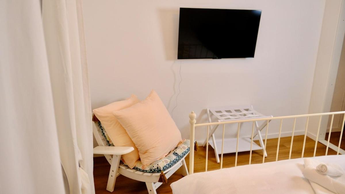 La Nuova Casa Di Zia - Near Metro A Ponte Lungo Rom