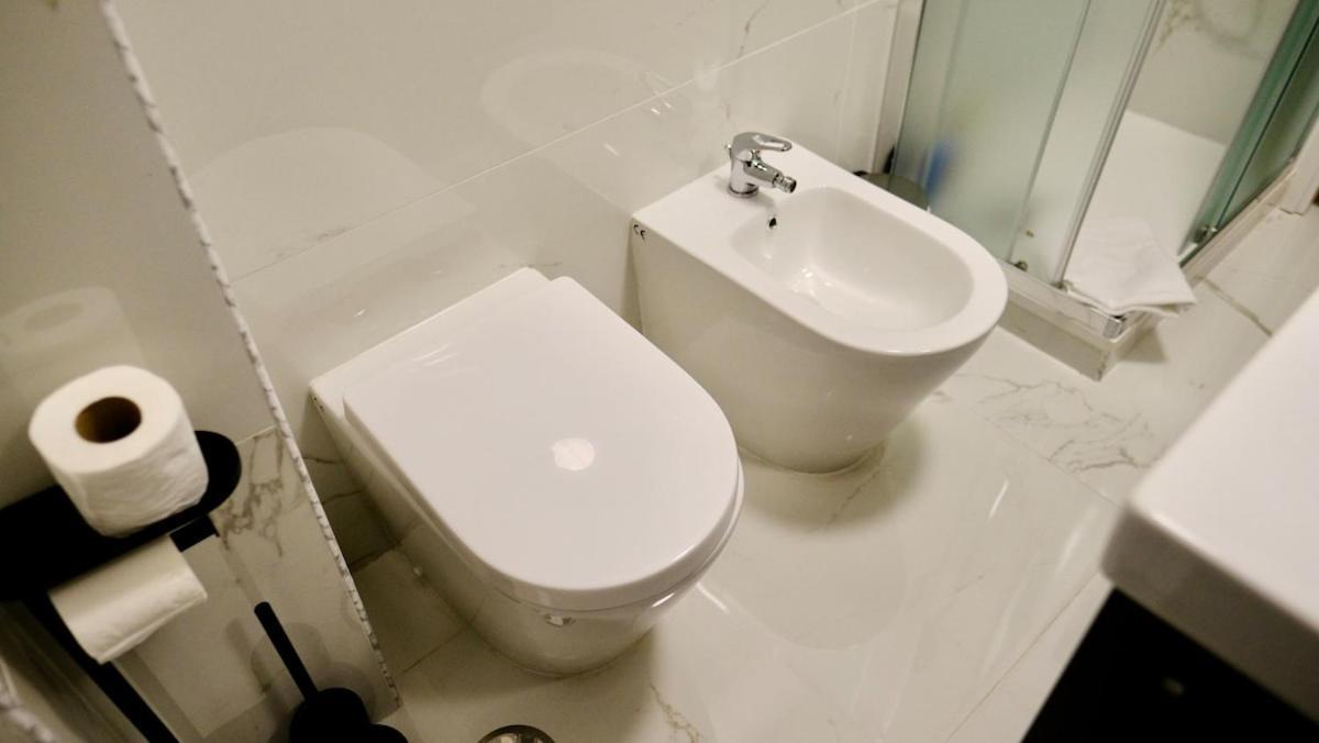 La Nuova Casa Di Zia - Near Metro A Ponte Lungo * Rom