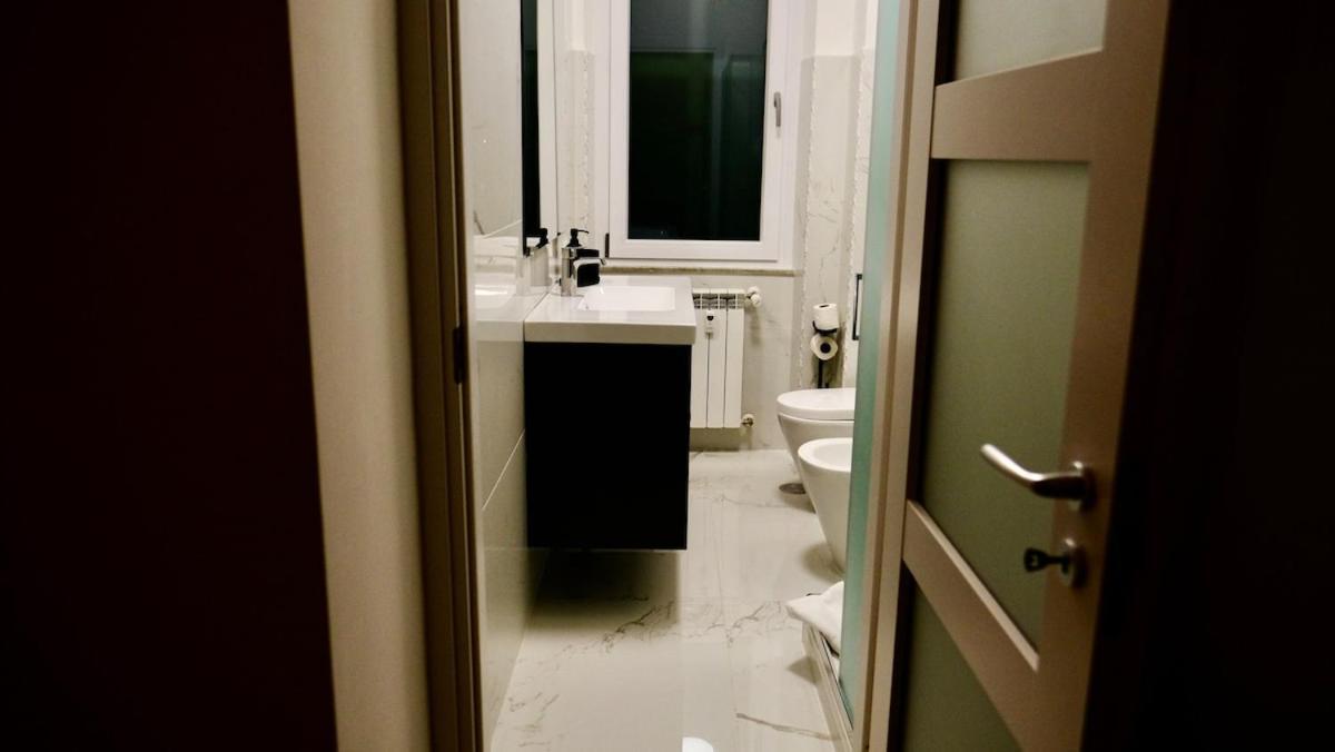 Apartment La Nuova Casa Di Zia - Near Metro A Ponte Lungo *