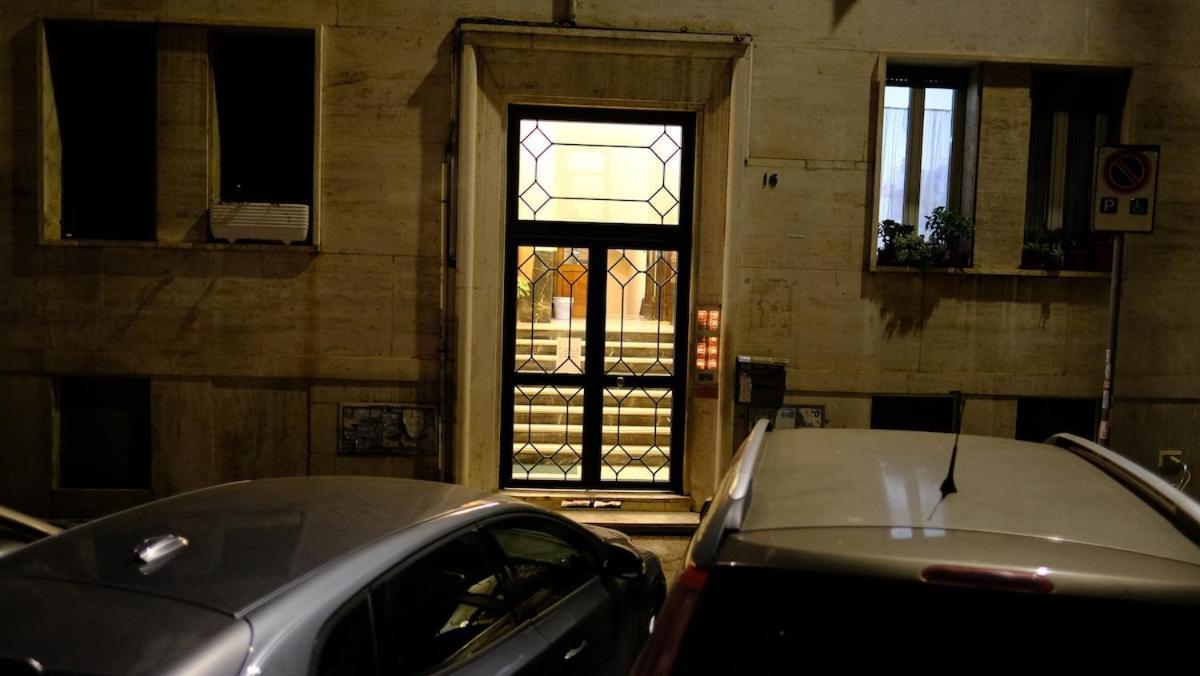 La Nuova Casa Di Zia - Near Metro A Ponte Lungo *
