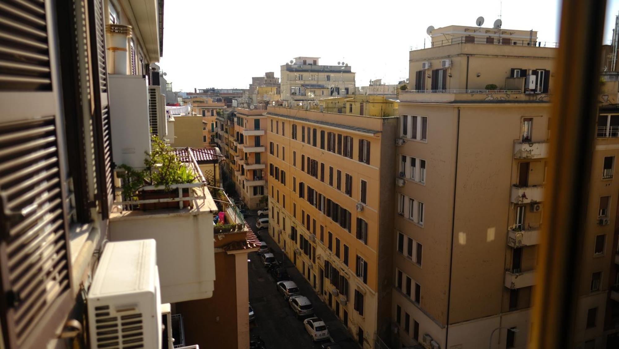 La Nuova Casa Di Zia - Near Metro A Ponte Lungo Apartment *